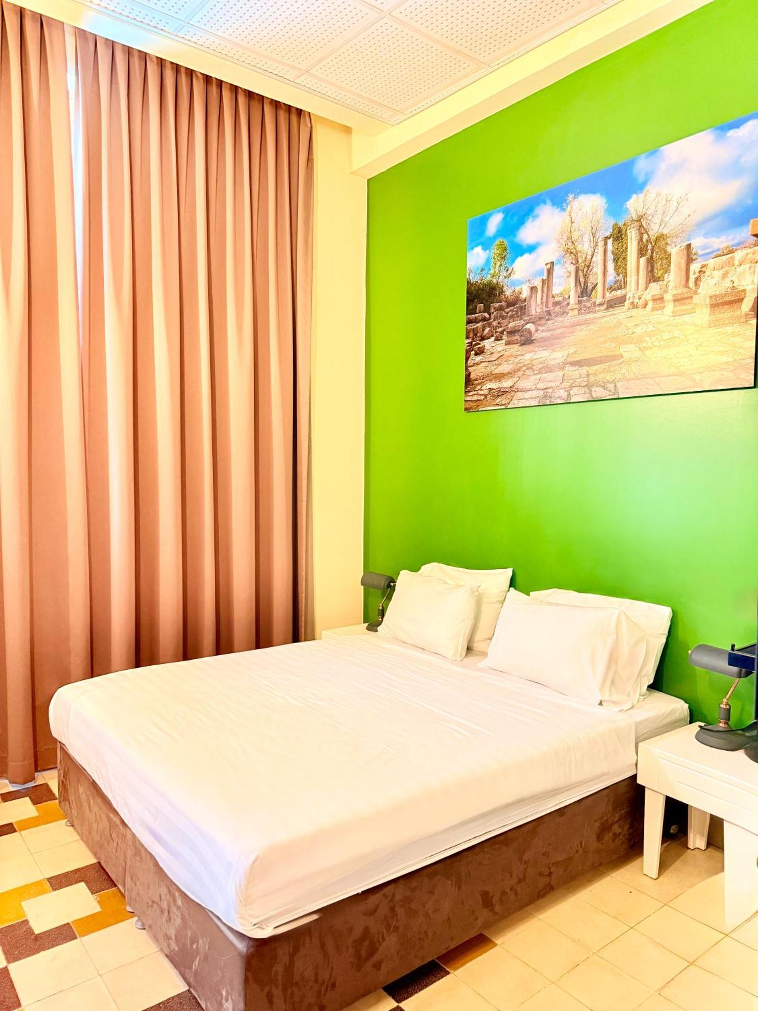 Inta Hotel (Adults Only) 特拉维夫 外观 照片